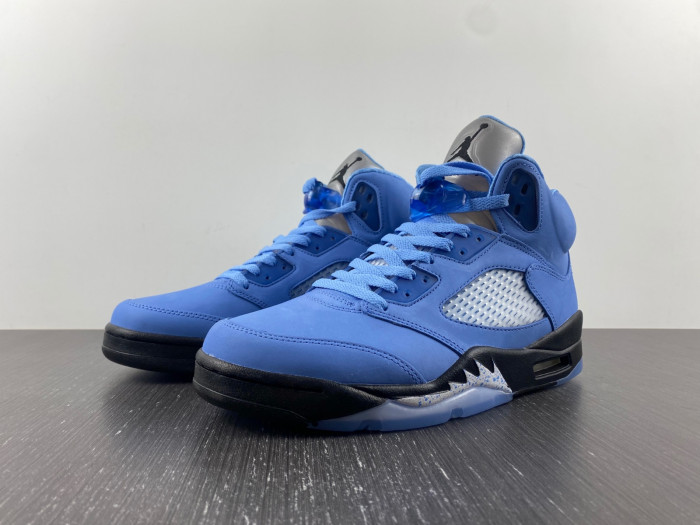 air jordan 5 “unc” university blue/black-white dv1310-401