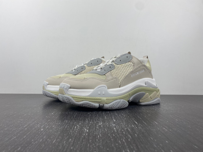 Ba*len*cia*ga triple s sneaker 80000118