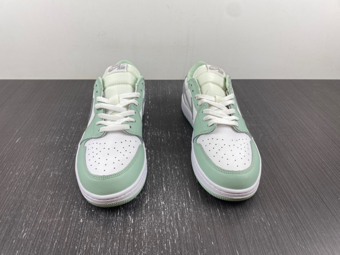 jordan 1 low ajl0526