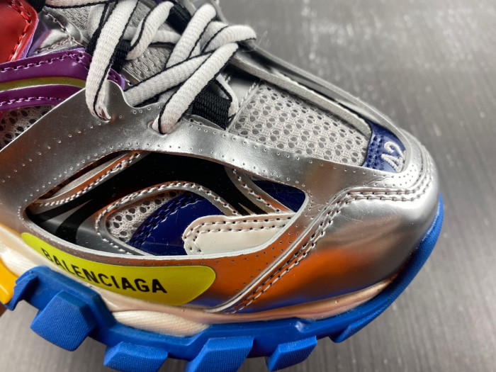 Ba*len*cia*ga track 8000055