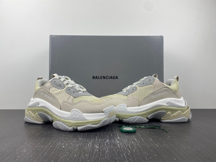 Ba*len*cia*ga triple s sneaker 80000118