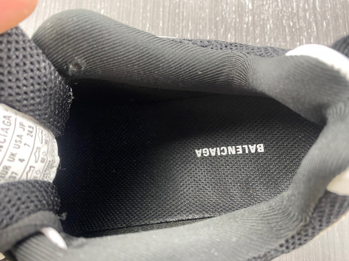 Ba*len*cia*ga x-pander 8000053