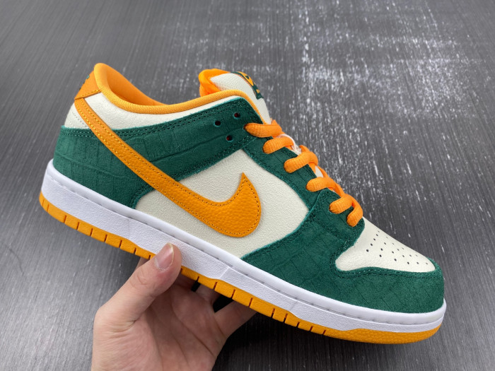 nike sb dunk low legion pine kumquat 304292-383