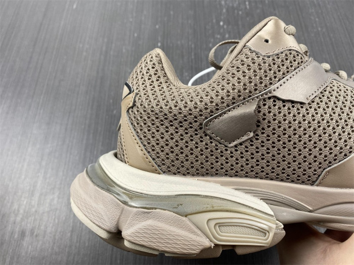 Ba*len*cia*ga track 8000011