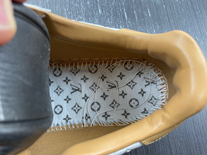 lv snekaers l0000101