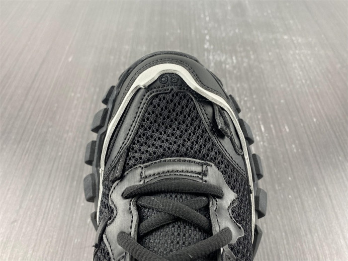 Ba*len*cia*ga track 8000032