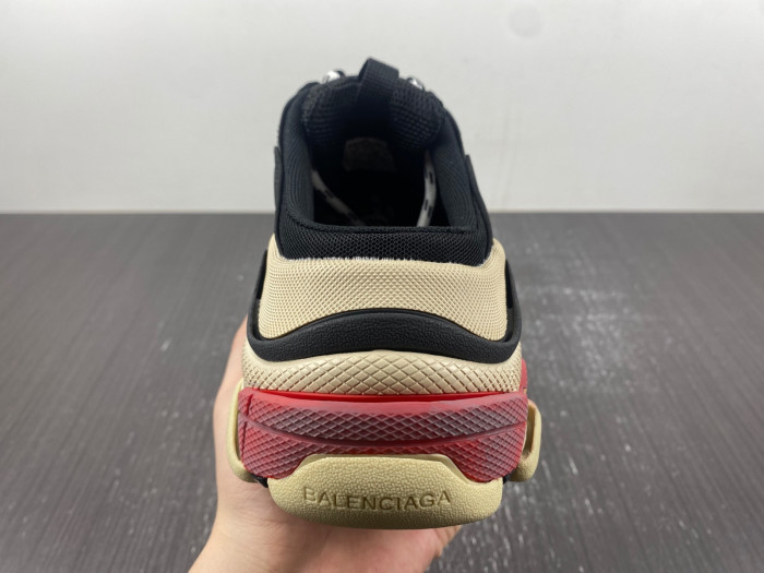 Ba*len*cia*ga triple s sneaker 80000107