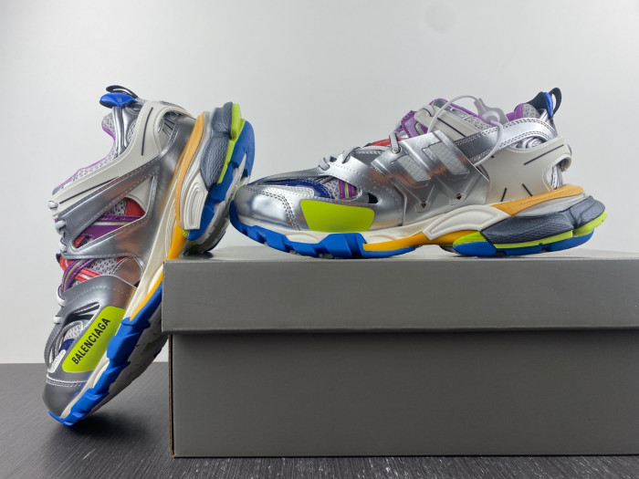 Ba*len*cia*ga track 8000055