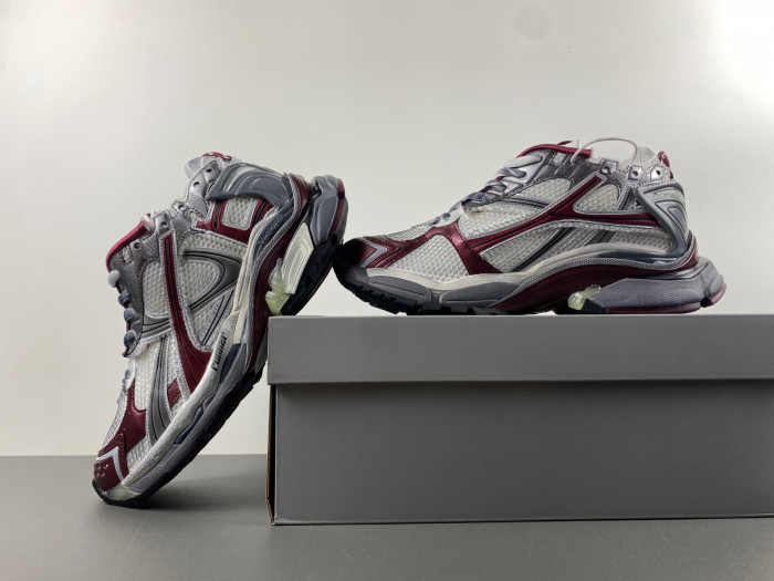 Ba*len*cia*ga runner sneaker