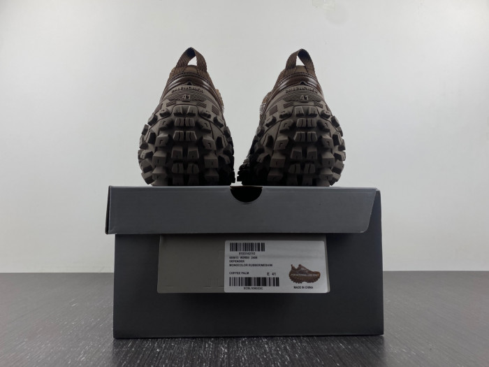 Ba*len*cia*ga defender sneaker