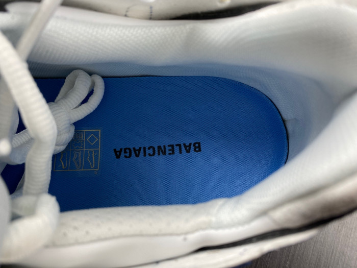 Ba*len*cia*ga runner sneaker