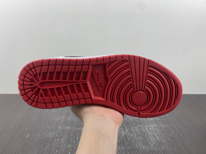 air jordan 1 mid “gym red” dq8426-106