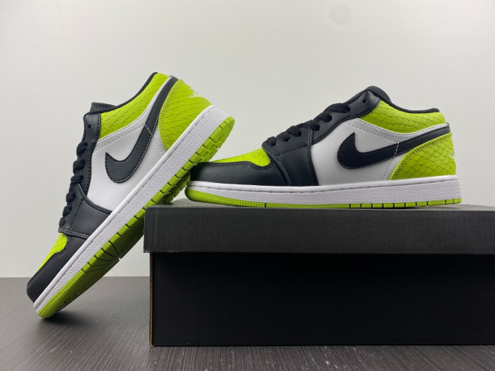 air jordan 1 low "vivid green snakeskin
