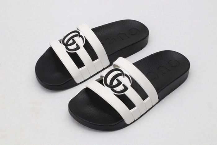 G*u*i* sandal34
