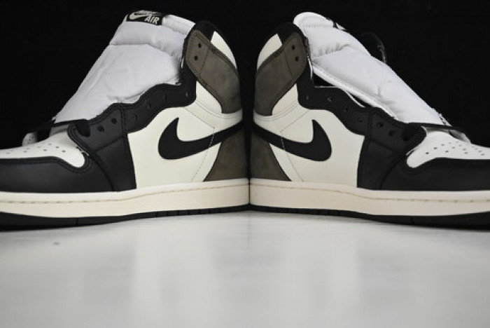 air jordan 1 retro high og "dark mocha" 555088-105