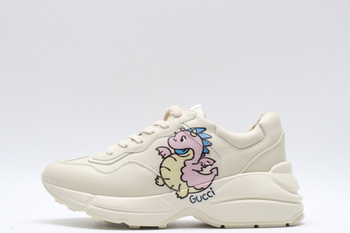 G*u*i* rhyton sneaker