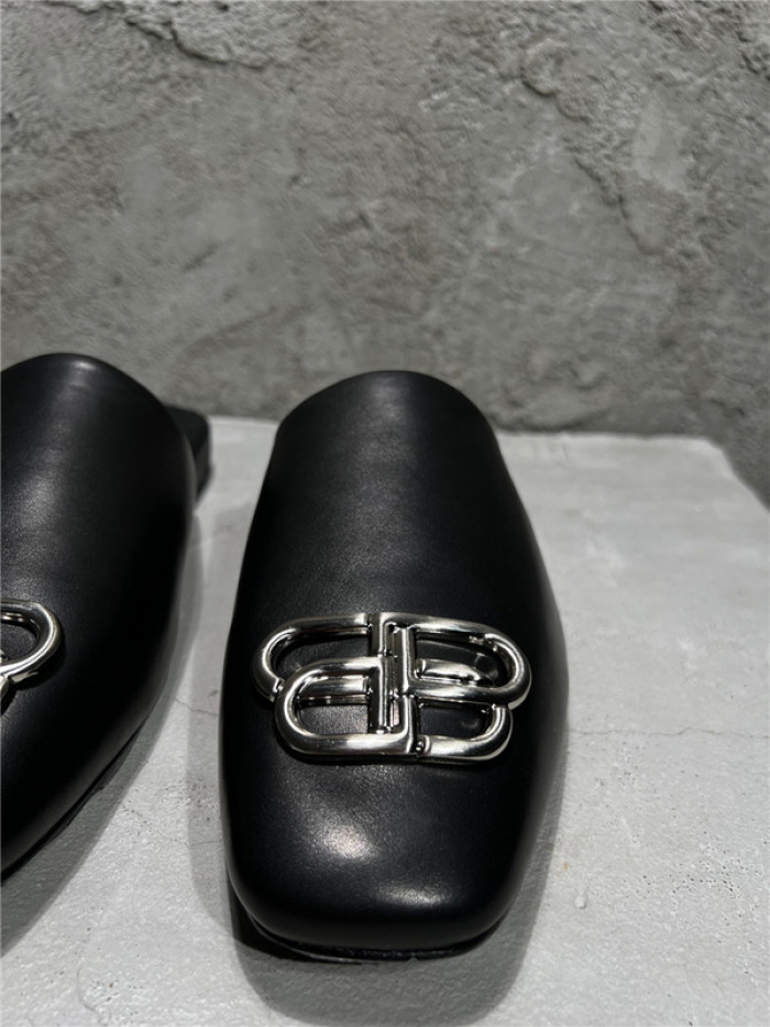 balenciag* sandal bs47