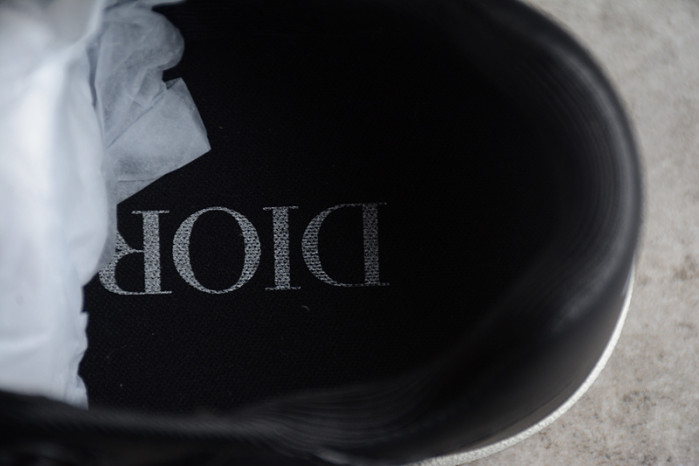 dio* sneakers t0000-036