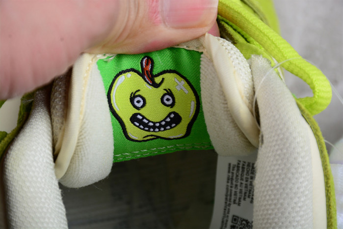 nike sb dunk low “green apple” dm0807-300