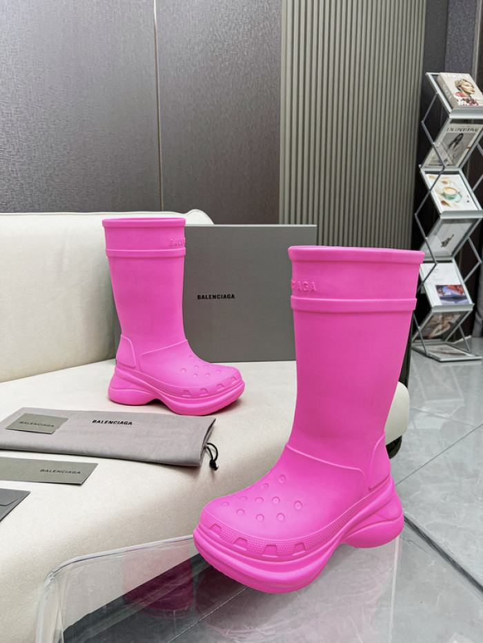 ba*len*cia*ga x Cr*0*s chunky rubber boots b03