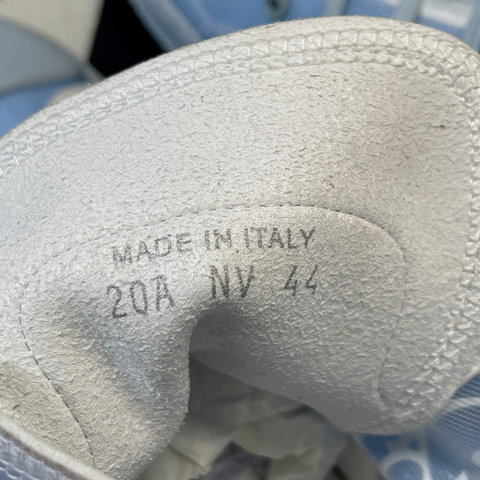 b23 oblique high top sneakers t00480h079