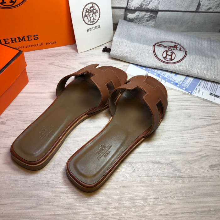 herme* sandal 58