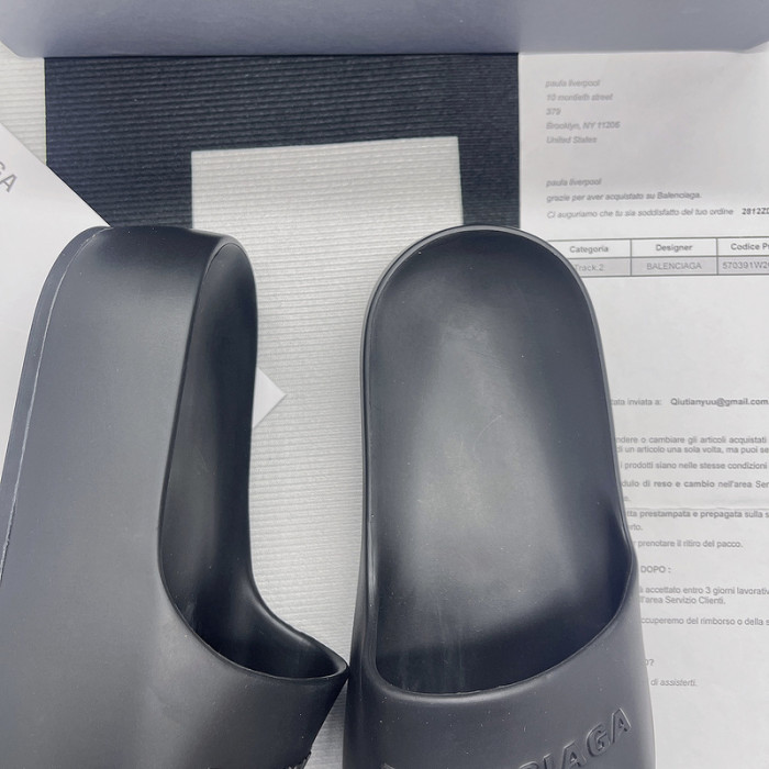 balenciag* sandal bs22