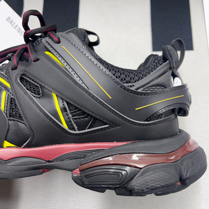 Ba*len*cia*ga track sneaker