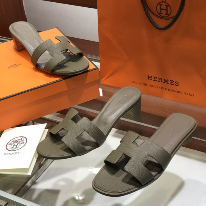 herme* sandal 53