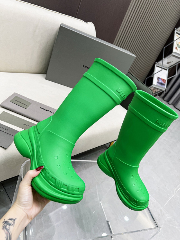ba*len*cia*ga x Cr*0*s chunky rubber boots b06