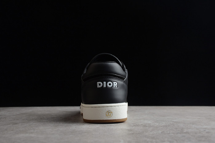 dio* sneakers t0000-036