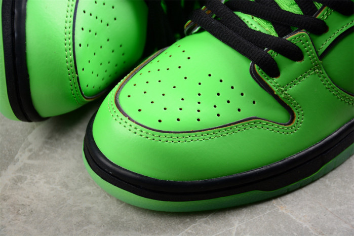 the powerpuff girls x nike sb dunk low “buttercup” fz8319-300