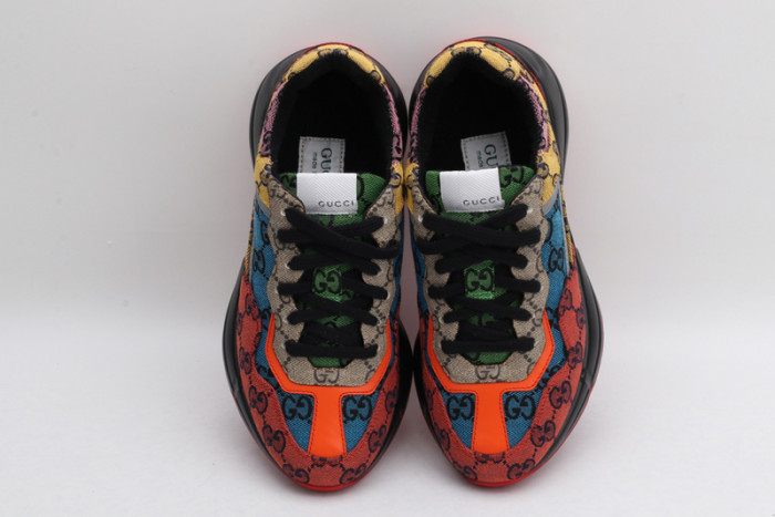 G*u*i* rhyton sneaker