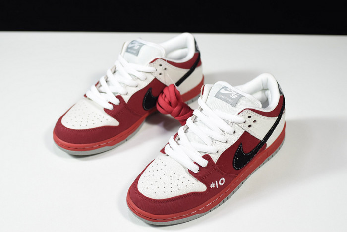 nike dunk low “roller derby” 313170-601