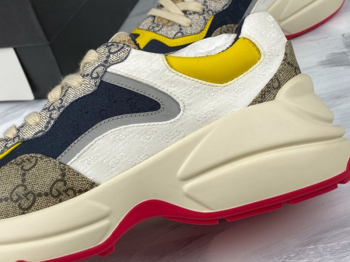 G*u*i* rhyton sneaker