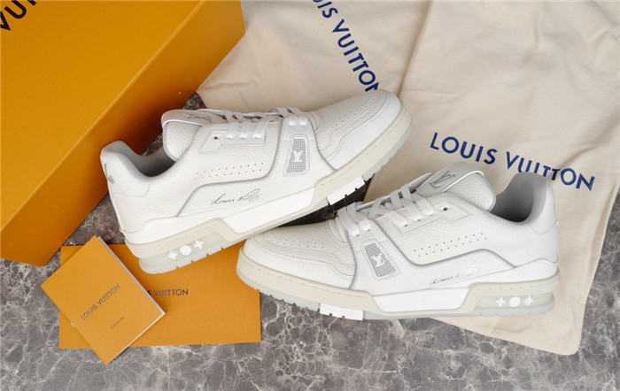 lv snekaers l0000326
