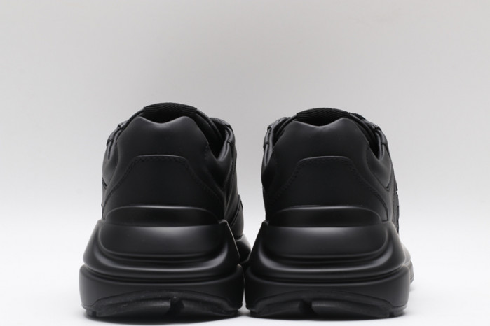 G*u*i* rhyton sneaker