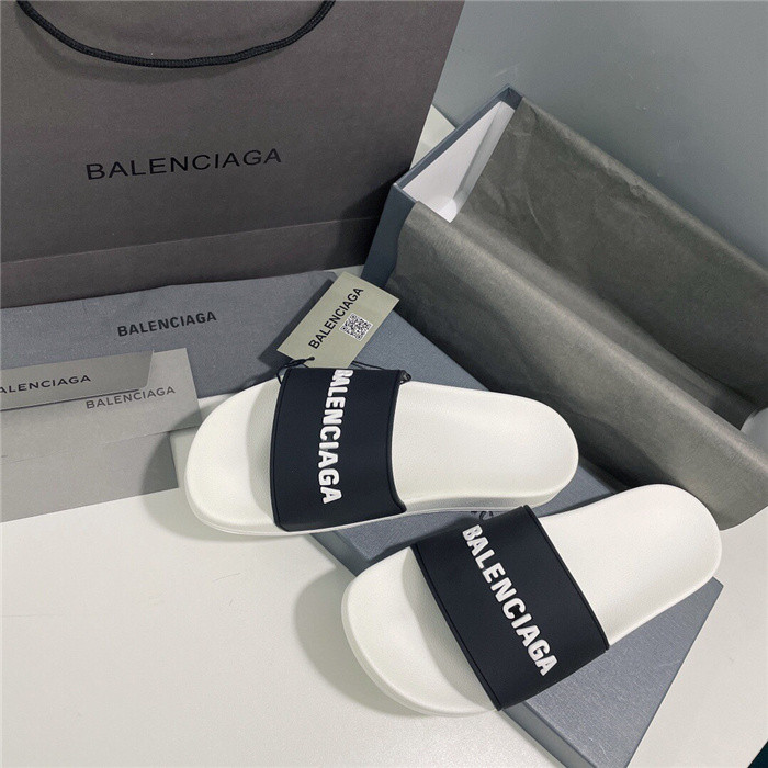 balenciag* sandal bs44