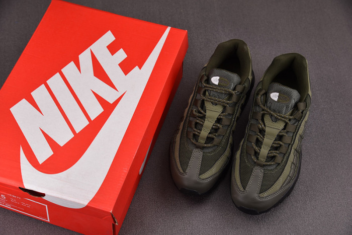 nike air max 95 cargo khaki reflective dz4511-300