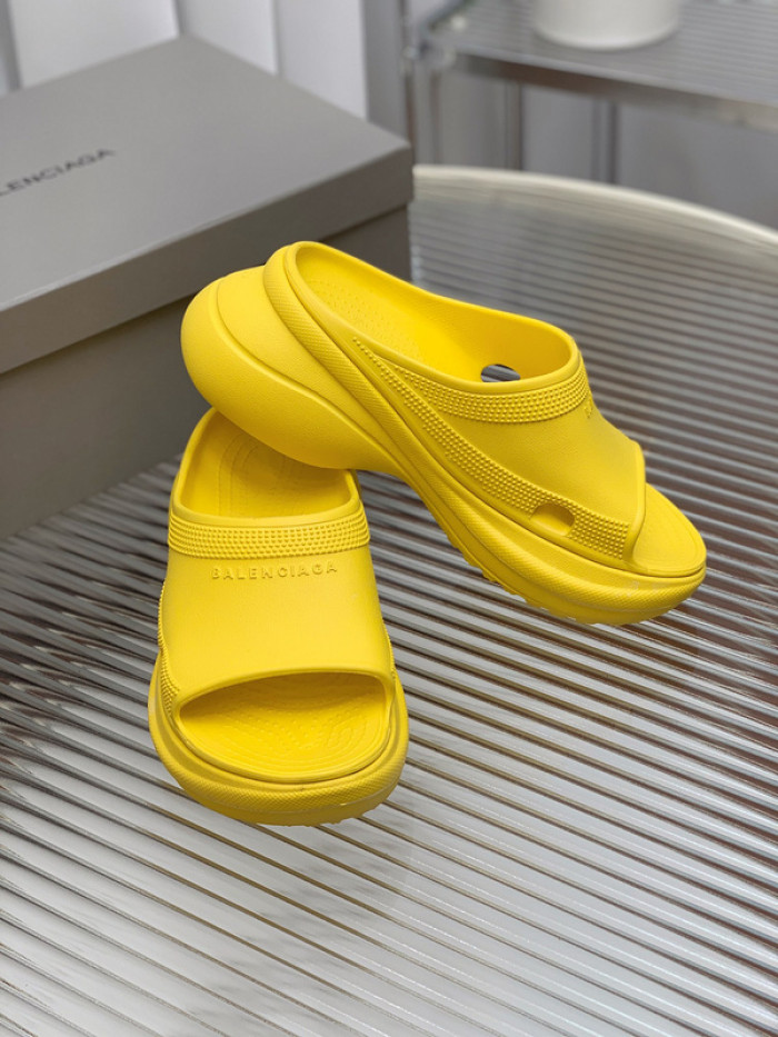 balenciag* sandal bs65