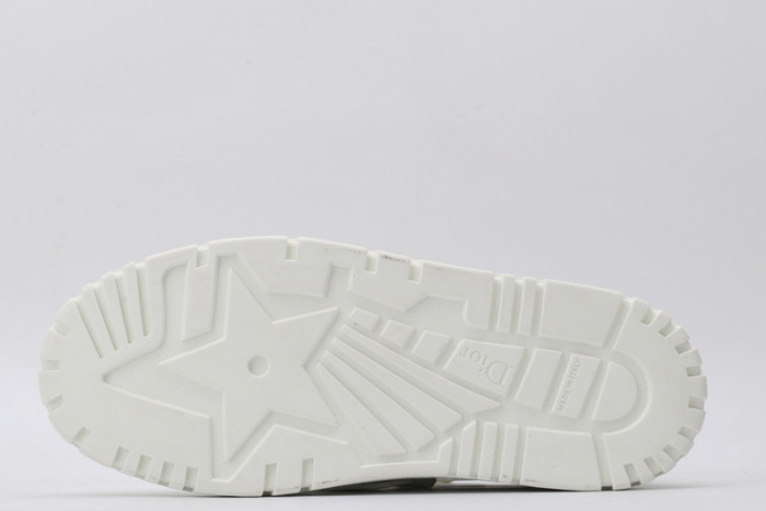 dio* sneakers t0000-029