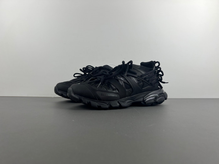 Ba*len*cia*ga track w3co1 1000